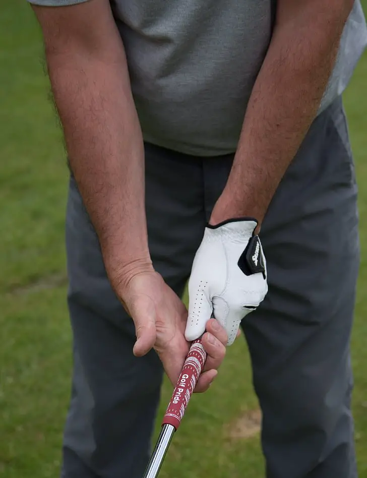 How the Hands Work in the Golf Swing