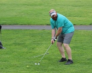 How to Play Golf in the Wind