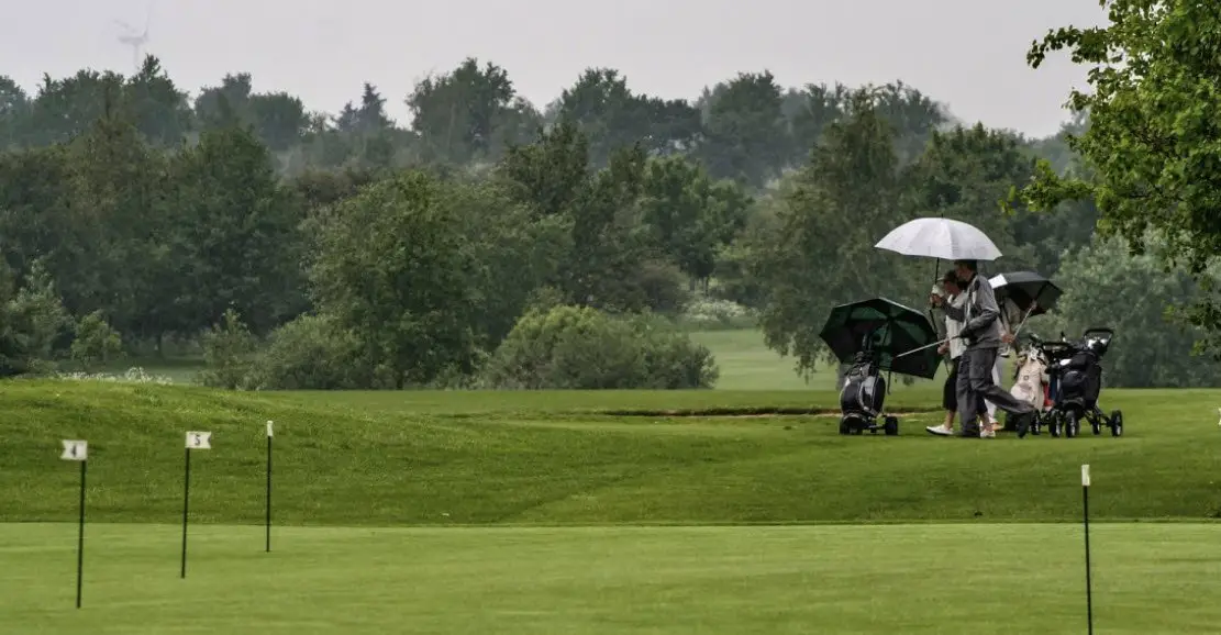 how good do you have to be to play college golf